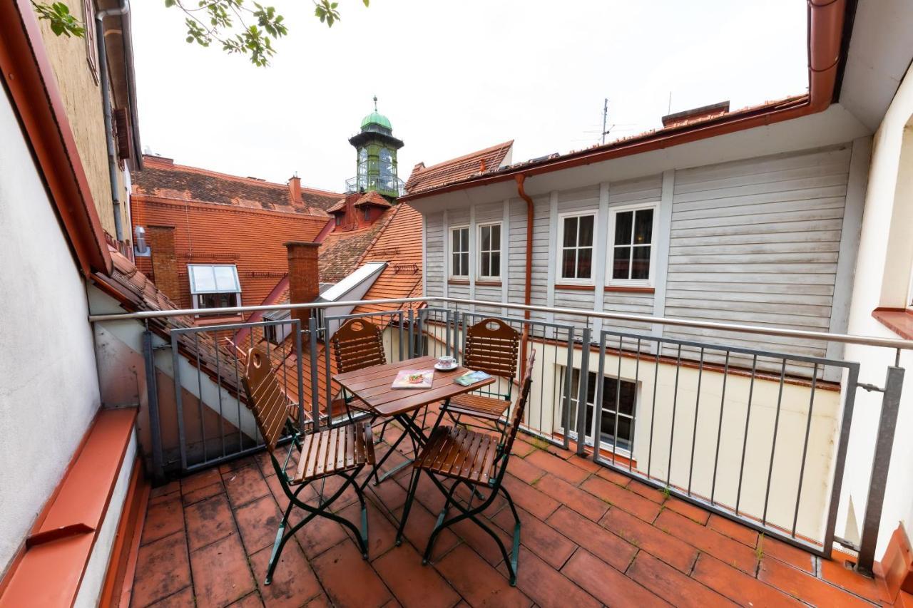 Apartments Am Glockenspielplatz Graz Exterior photo